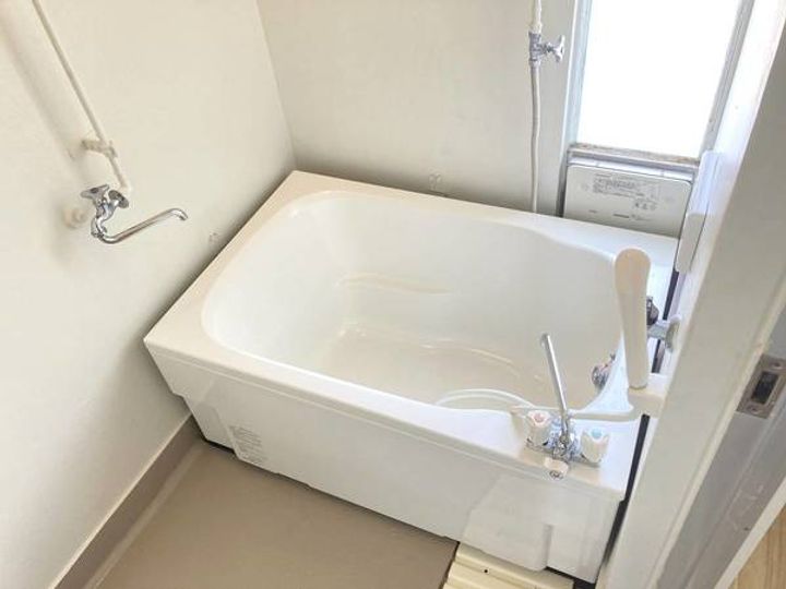 ビレッジハウス奈戸岡2号棟の風呂