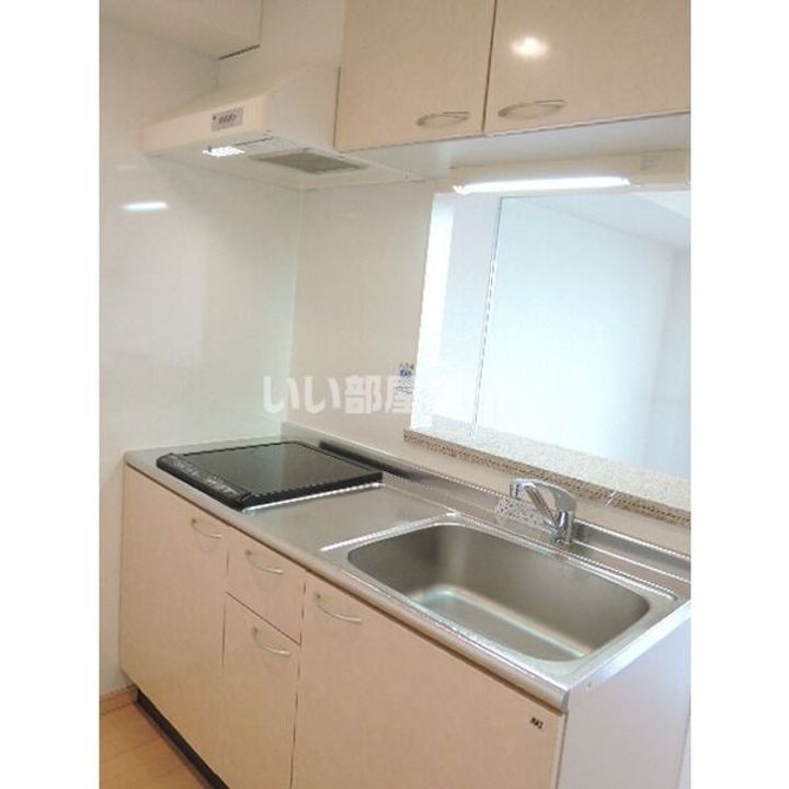 大阪府堺市西区鳳東町4(マンション)の賃貸物件のキッチン