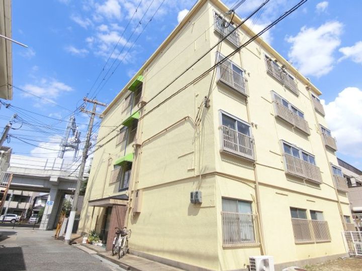 菅ハイツの外観