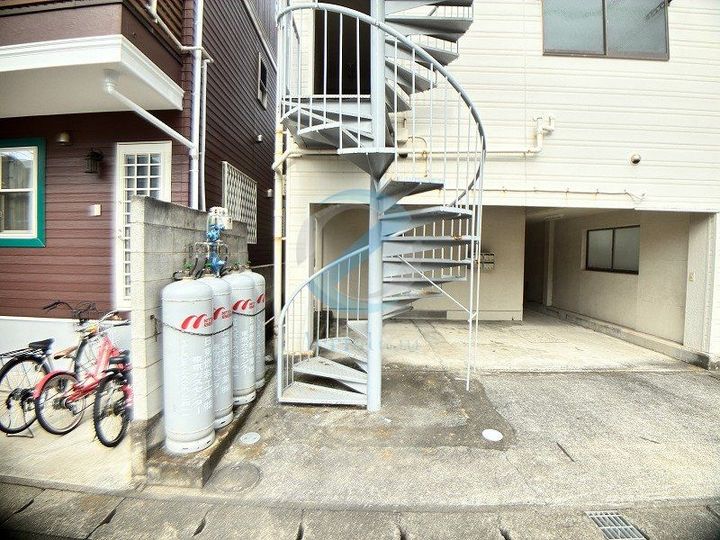 千葉県浦安市堀江6(マンション)の賃貸物件の地図