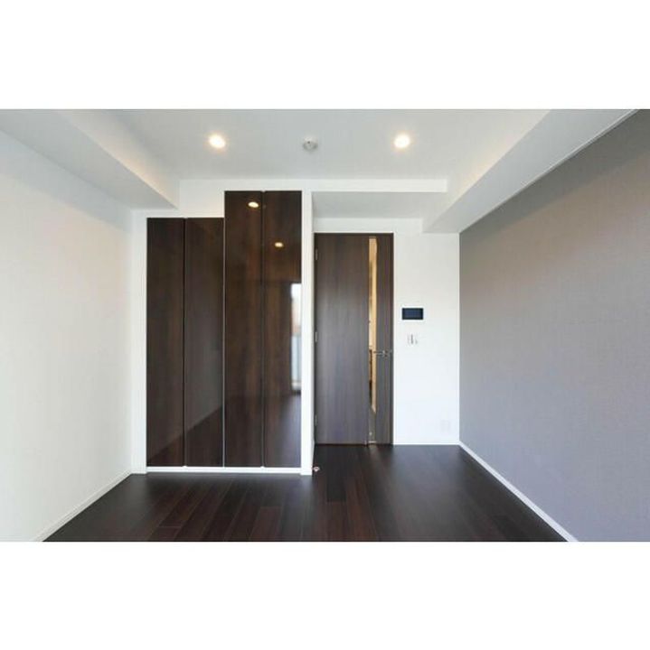 東京都新宿区四谷4(マンション)の賃貸物件の居間