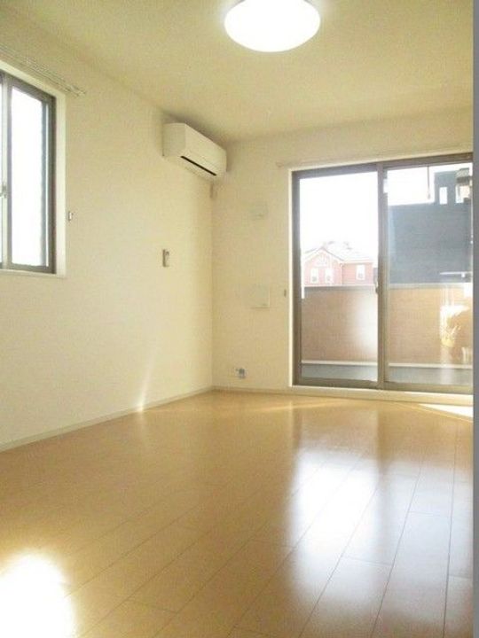 埼玉県春日部市南4(アパート)の賃貸物件の居間