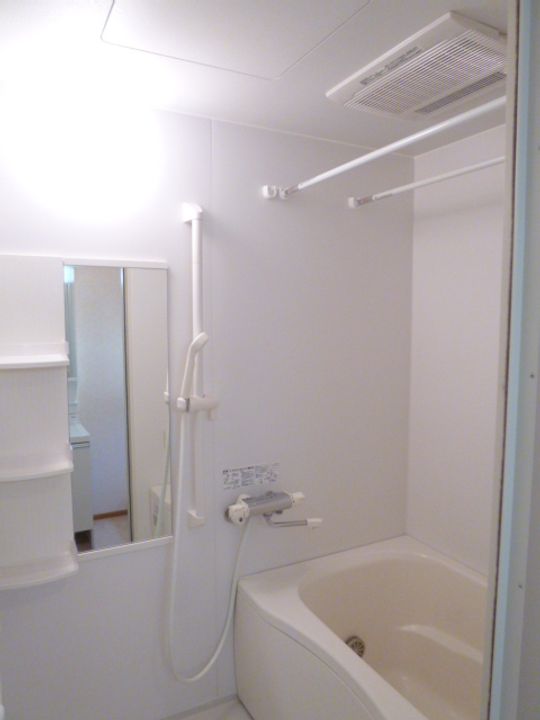 サン・ローレルの風呂