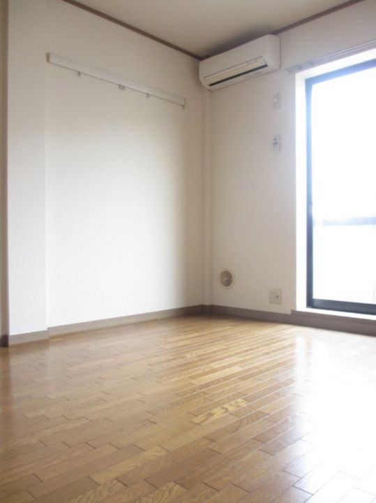 東京都世田谷区砧2(マンション)の賃貸物件の居間