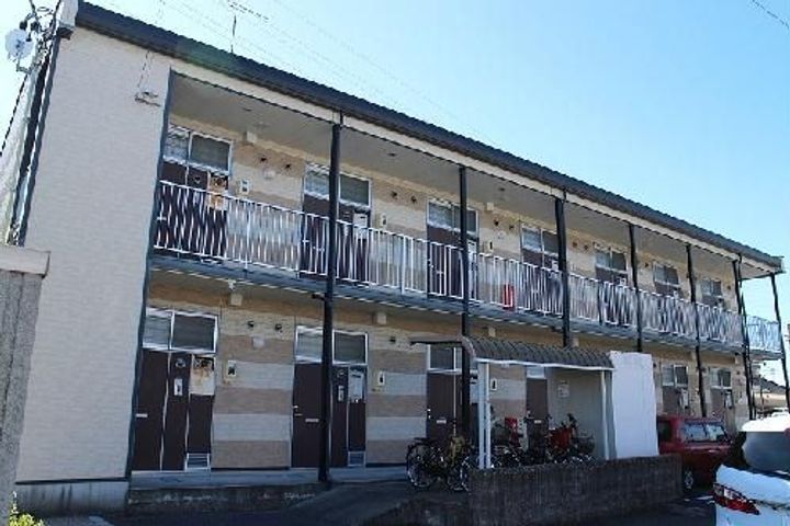 レオパレスCubby 篠ヶ瀬の外観