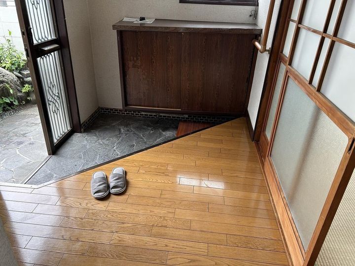 愛媛県新居浜市清水町(一戸建)の賃貸物件の玄関