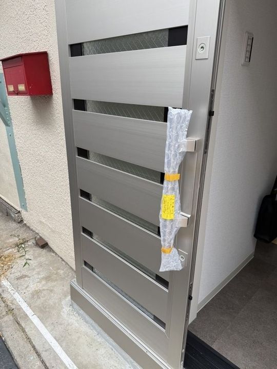 東京都墨田区立花3(一戸建)の賃貸物件の玄関