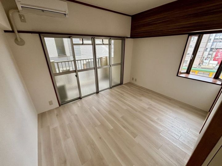 池田ビル(郡元3丁目)の居間