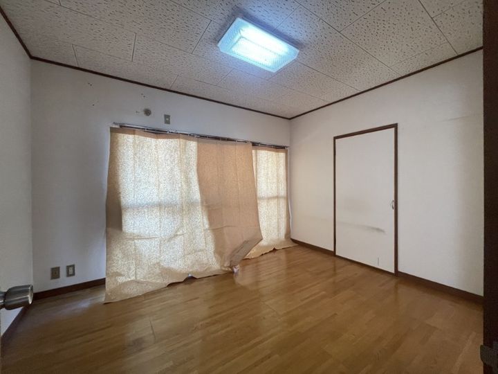 静岡県浜松市中央区笠井新田町(アパート)の賃貸物件の居間