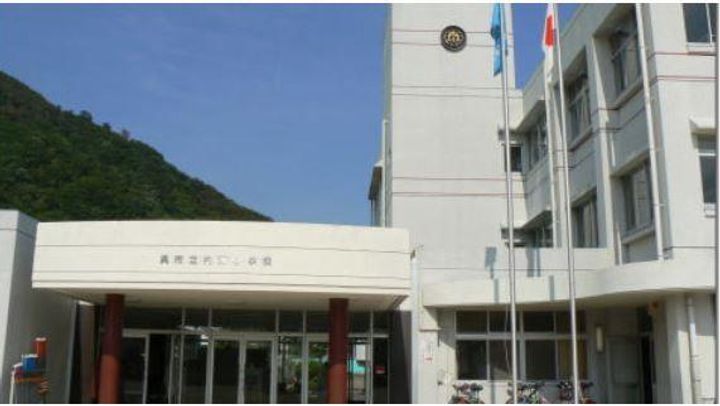 広島県呉市安浦町内海北7(一戸建)の賃貸物件の周辺