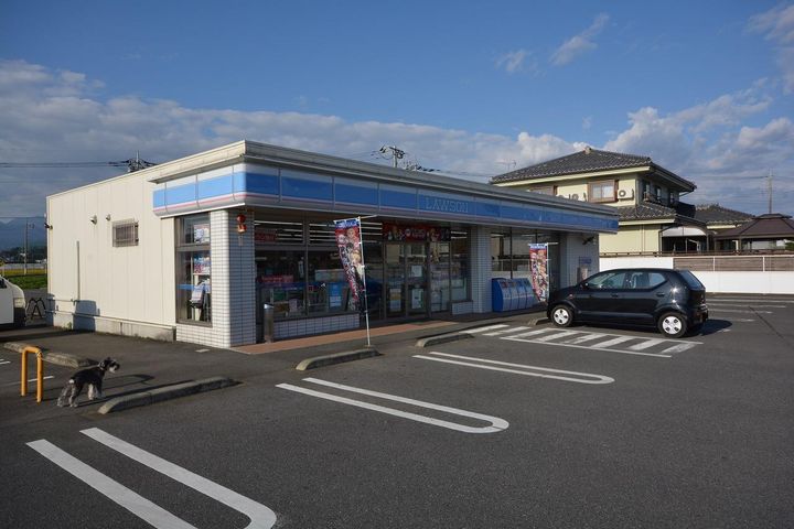 ラ・オベルジヌ Dの周辺