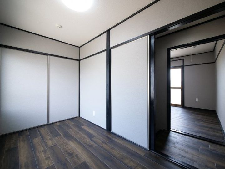 リバーサイド金岡の居間