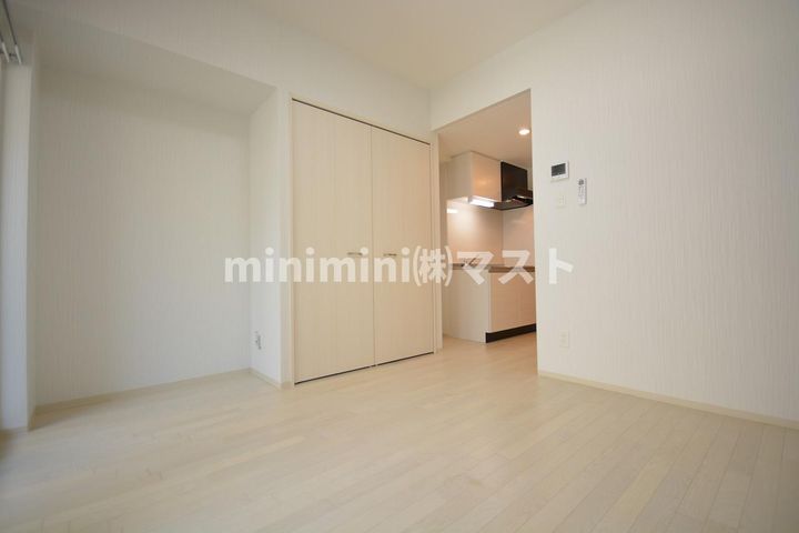 大阪府大阪市西区京町堀1(マンション)の賃貸物件の居間