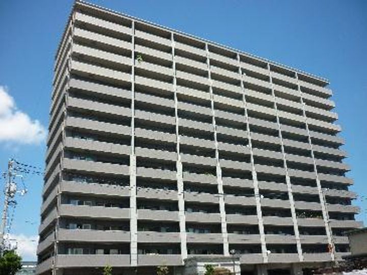 フローレンス御手船場グランドアークの外観