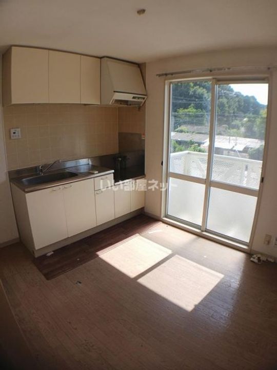 フレグランス竹原 B棟のキッチン