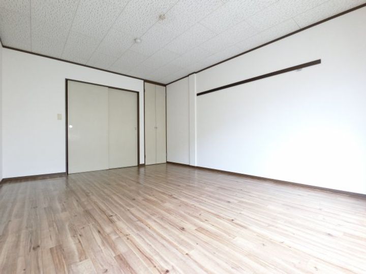 千葉県千葉市美浜区高洲1(マンション)の賃貸物件の居間