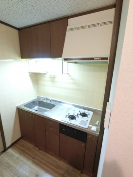 千葉県千葉市美浜区高洲1(マンション)の賃貸物件のキッチン
