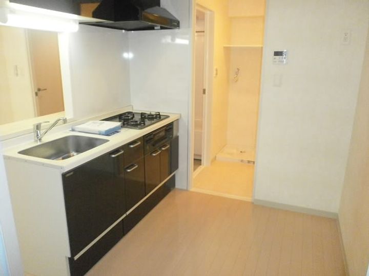 東京都調布市布田2(マンション)の賃貸物件の内装