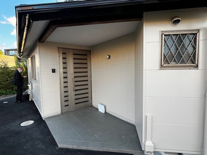 静岡県静岡市駿河区小鹿(一戸建)の賃貸物件の玄関