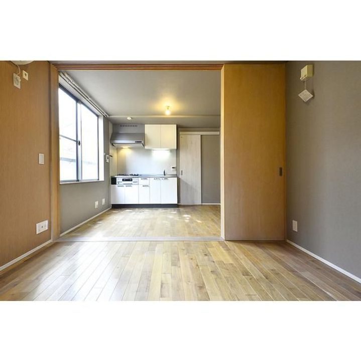 グランエッグス中野方南町の玄関