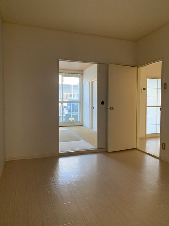 ロイヤルハイツ福田の内装