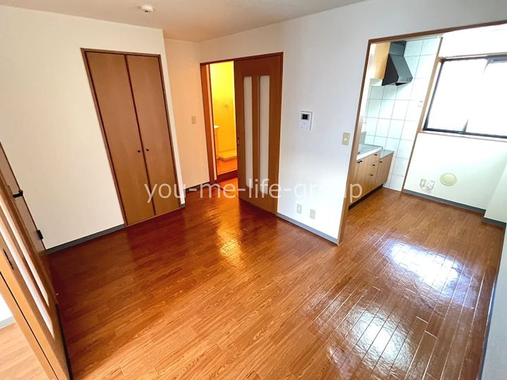 神奈川県南足柄市沼田(アパート)の賃貸物件の居間