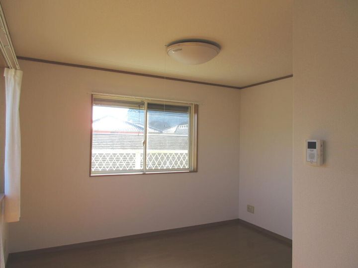 西小川グリーンパレスの居間