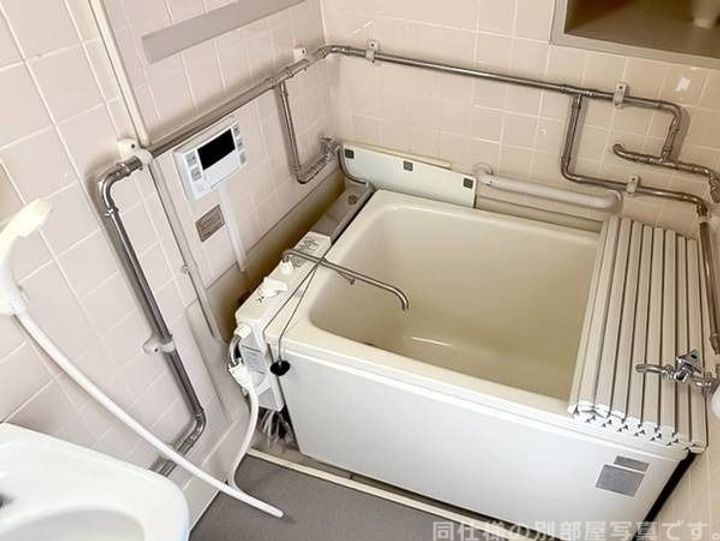 和歌山県和歌山市十三番丁(マンション)の賃貸物件の風呂