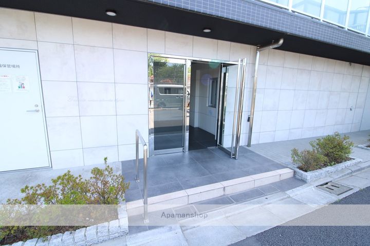 東京都練馬区南田中2(マンション)の賃貸物件の地図