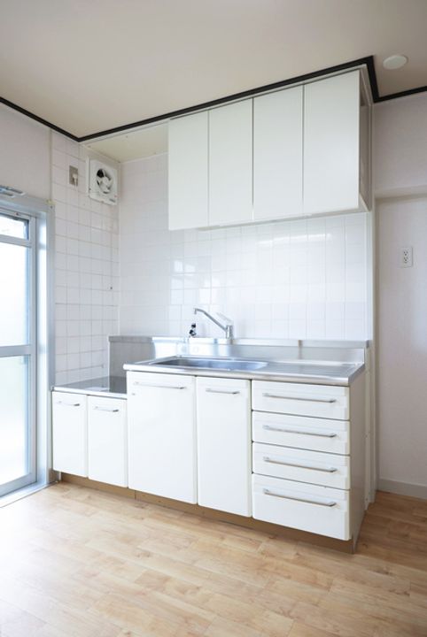 UR鶴山台のキッチン