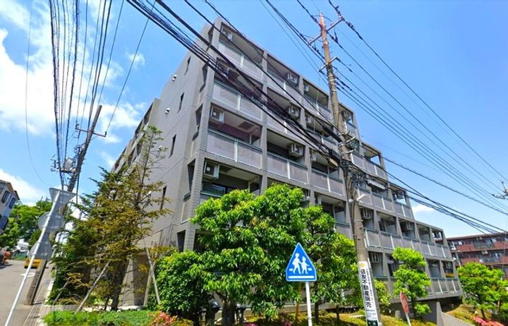 SOCIETY MIYAMAEDAIRAの外観