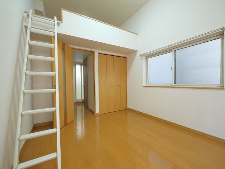 北海道札幌市中央区南十六条西9(アパート)の賃貸物件の居間