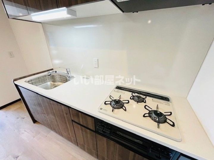 C.peace 1948のキッチン