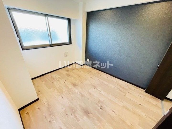 C.peace 1948の内装