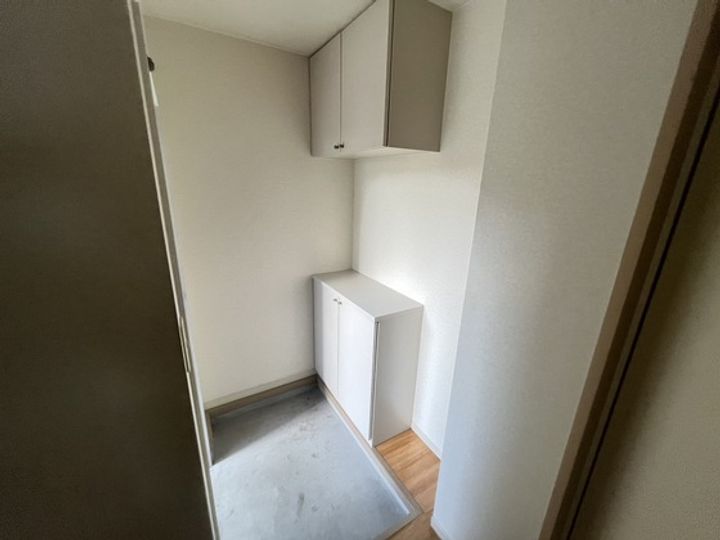 ウエストコートAの玄関