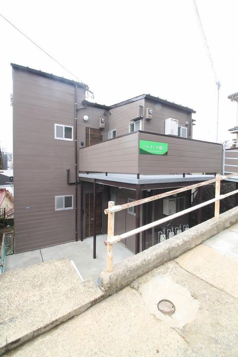 ソルカーサ橋口の外観