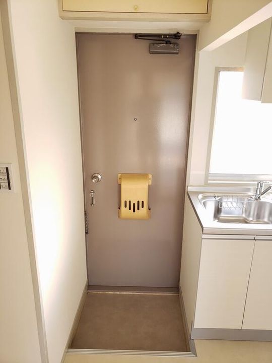 あおばハイツの玄関