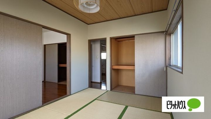 境ハイツラビリンスの居間