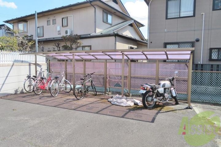 カルム参番館の周辺