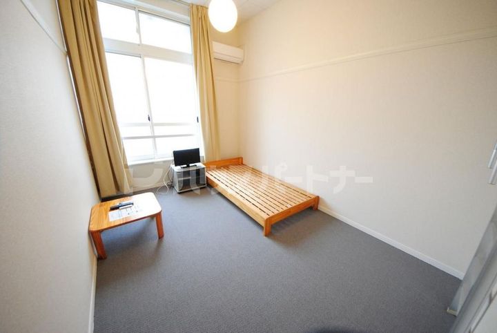 埼玉県さいたま市大宮区天沼町2(アパート)の賃貸物件の居間