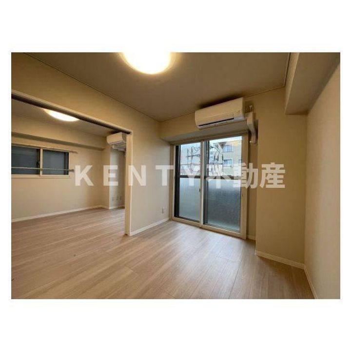 ミリアレジデンス池上の居間