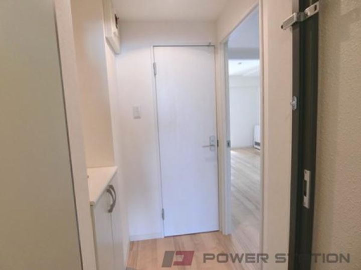 北海道札幌市東区北十四条東6(マンション)の賃貸物件の玄関