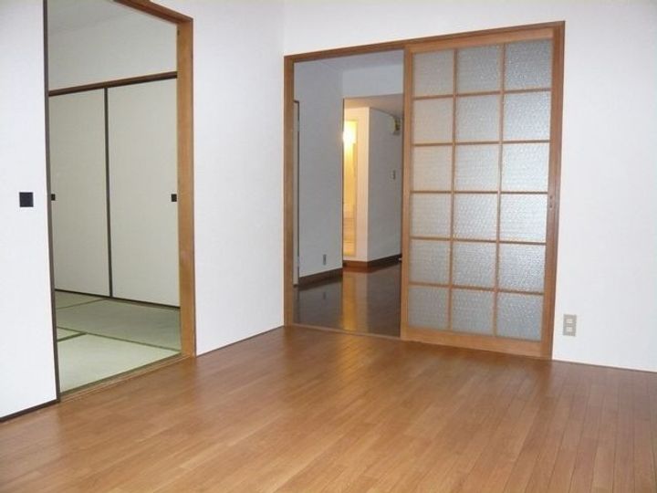 スターハイツの居間