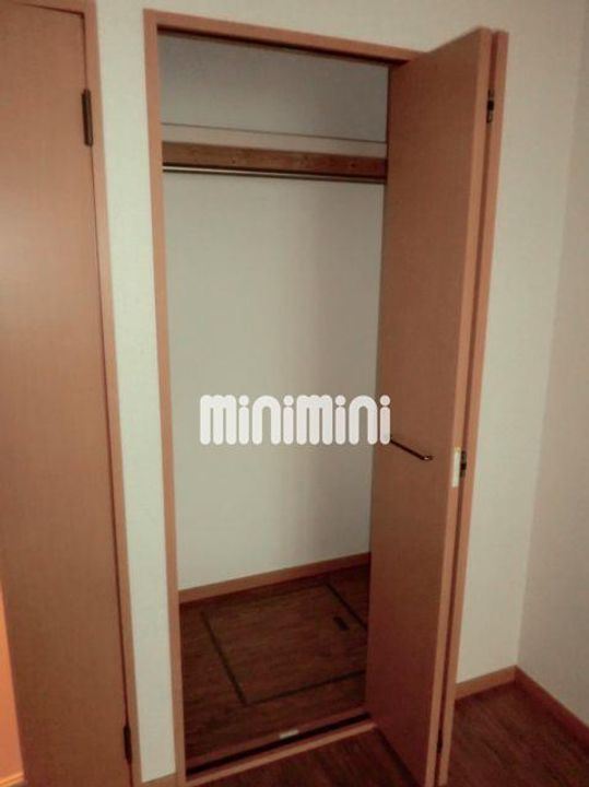 エスティアム葉根木の内装