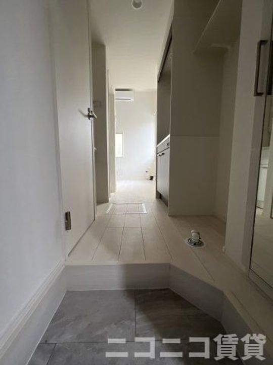 東京都練馬区向山3(アパート)の賃貸物件の玄関