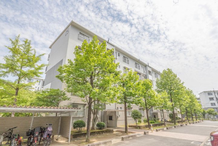 UR南花台の外観