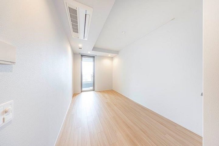 東京都港区三田1(マンション)の賃貸物件の居間