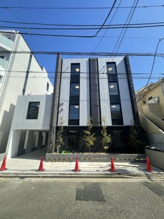 東京都世田谷区上北沢4(マンション)の賃貸物件の外観