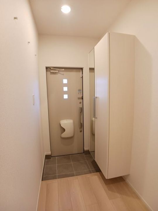 福島県伊達市保原町字旭町(アパート)の賃貸物件の玄関