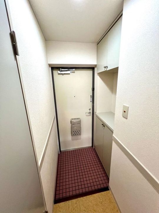 ベルフォーレ弐番館の玄関